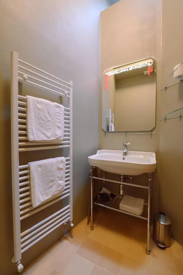 Palazzo Froussard B&B And Living Lucca Bed & Breakfast