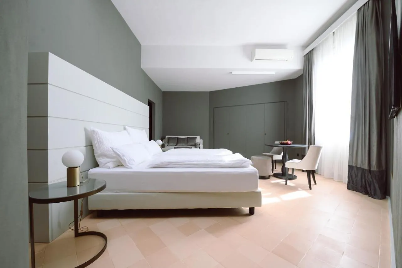 Palazzo Froussard B&B And Living Lucca Bed & Breakfast