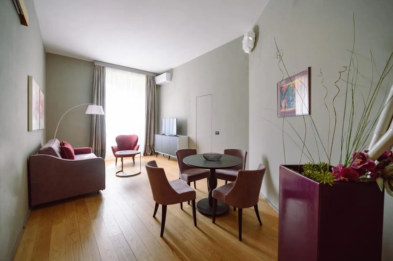 Palazzo Froussard B&B And Living Lucca 0*,
