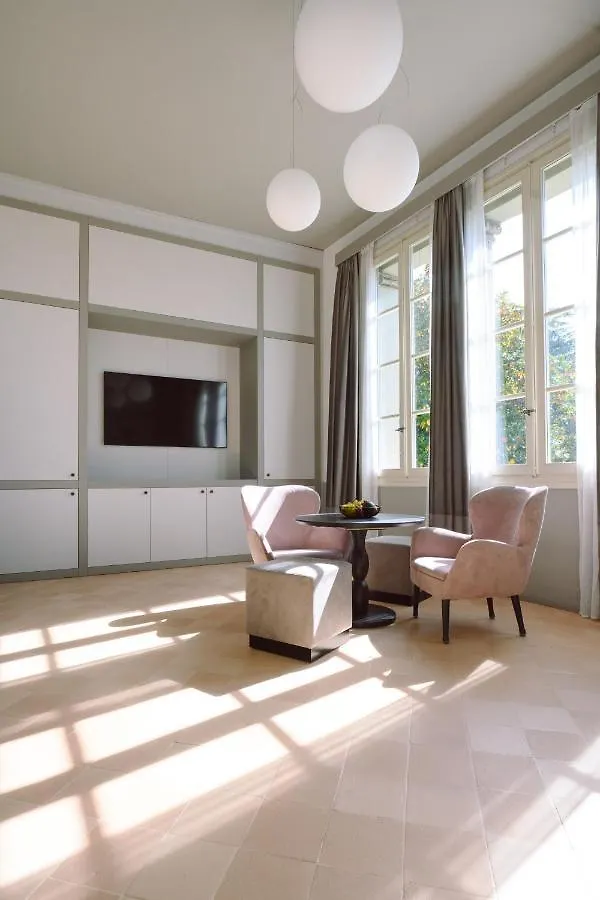 Bed & Breakfast Palazzo Froussard B&B And Living Lucca Italy
