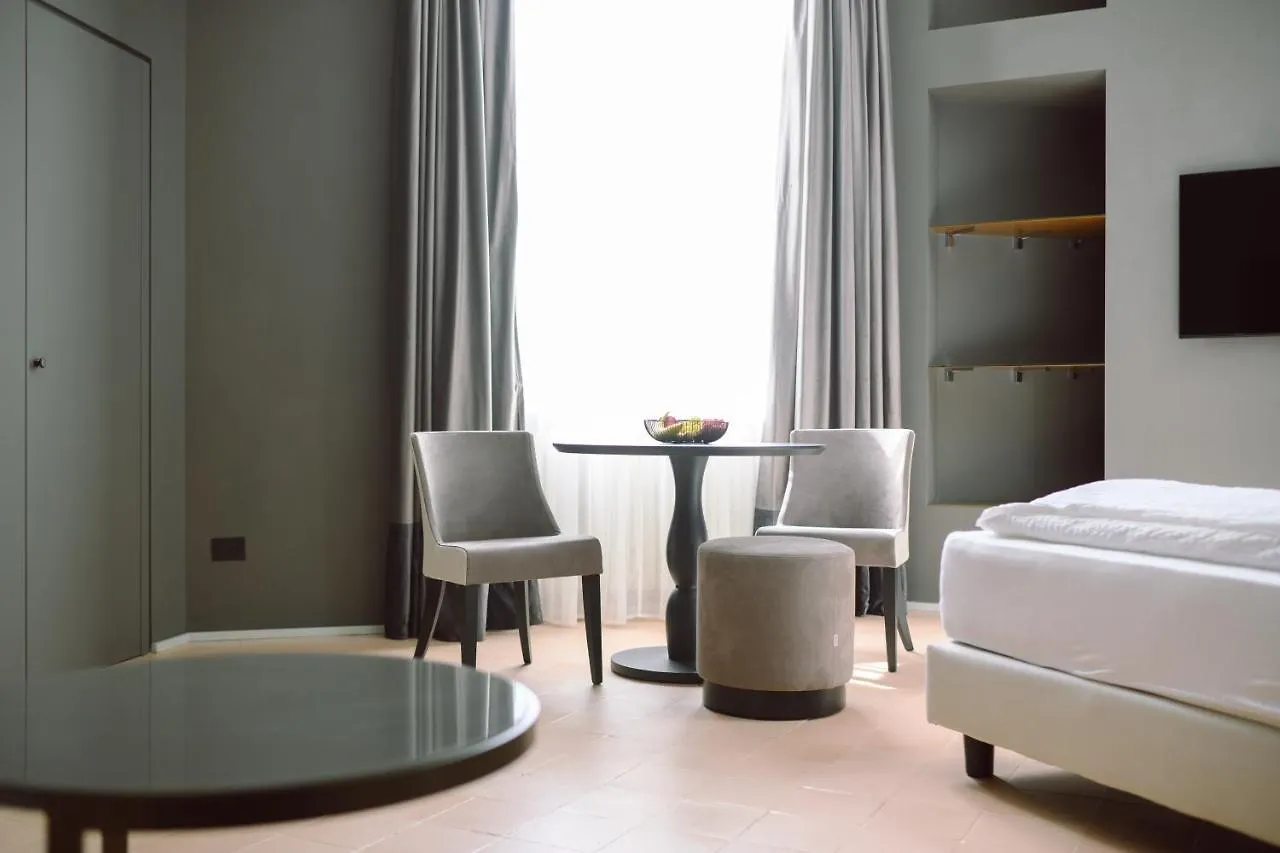 Palazzo Froussard B&B And Living Lucca 0*,